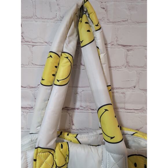 GAP X Smiley Puffer Tote Bag Limited Edition Zip Top - Picture 3 of 16